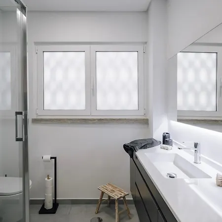 Miele - 2 Bedrooms In Estrela Apartmán Lisboa
