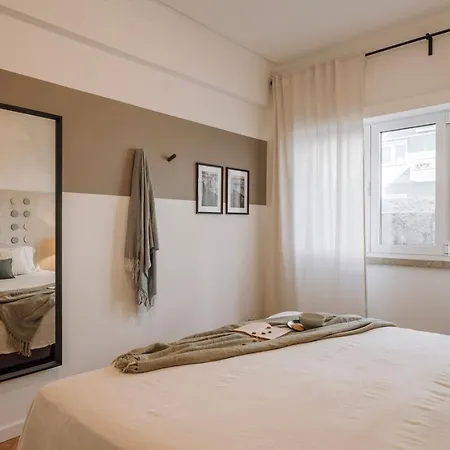 Miele - 2 Bedrooms In Estrela アパート *