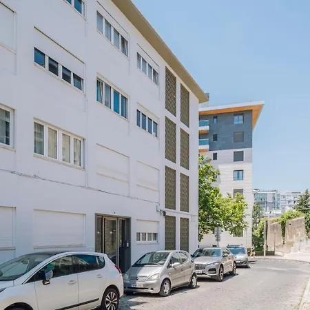 Miele - 2 Bedrooms In Estrela Апартаменты